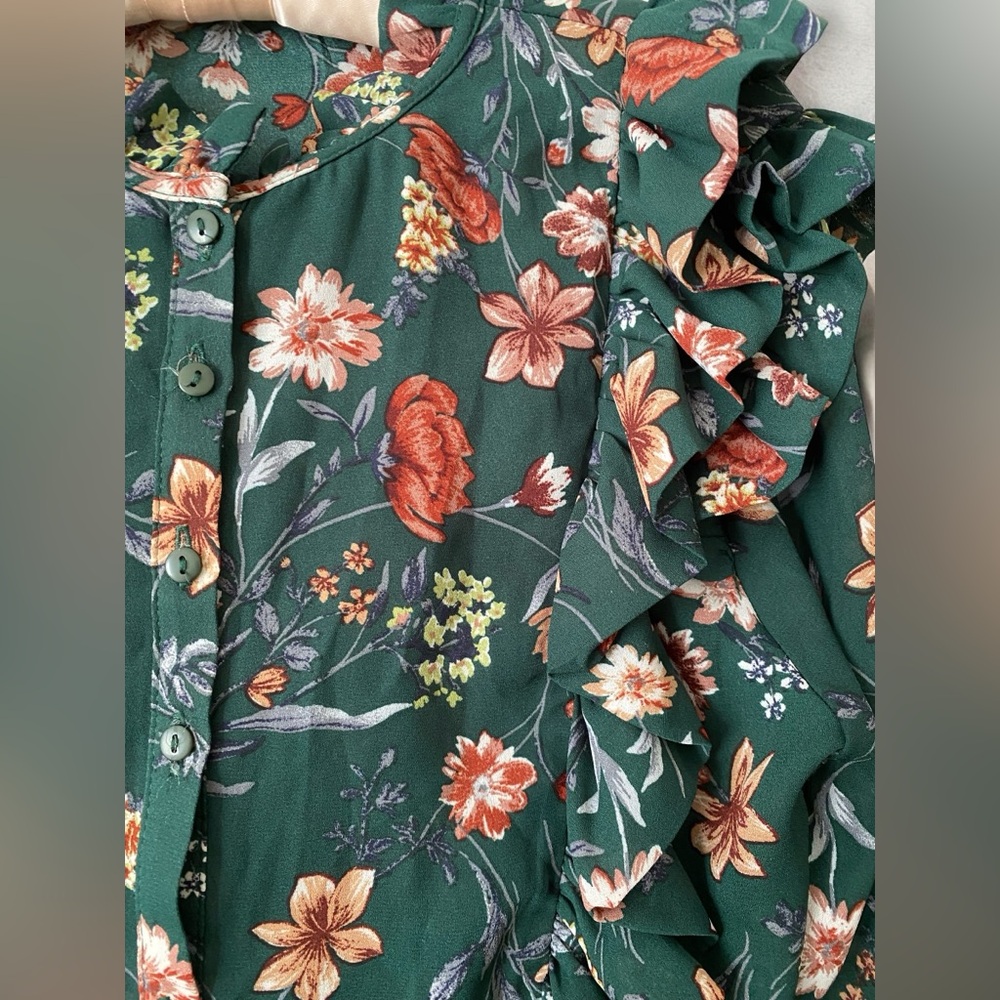 Floral Green Ruffle Long Sleeve - Picture 2 of 4